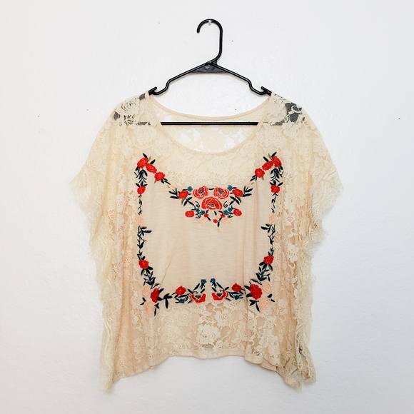Kimchi Blue Embroidered Lace Poncho Tee - Picture 6 of 9